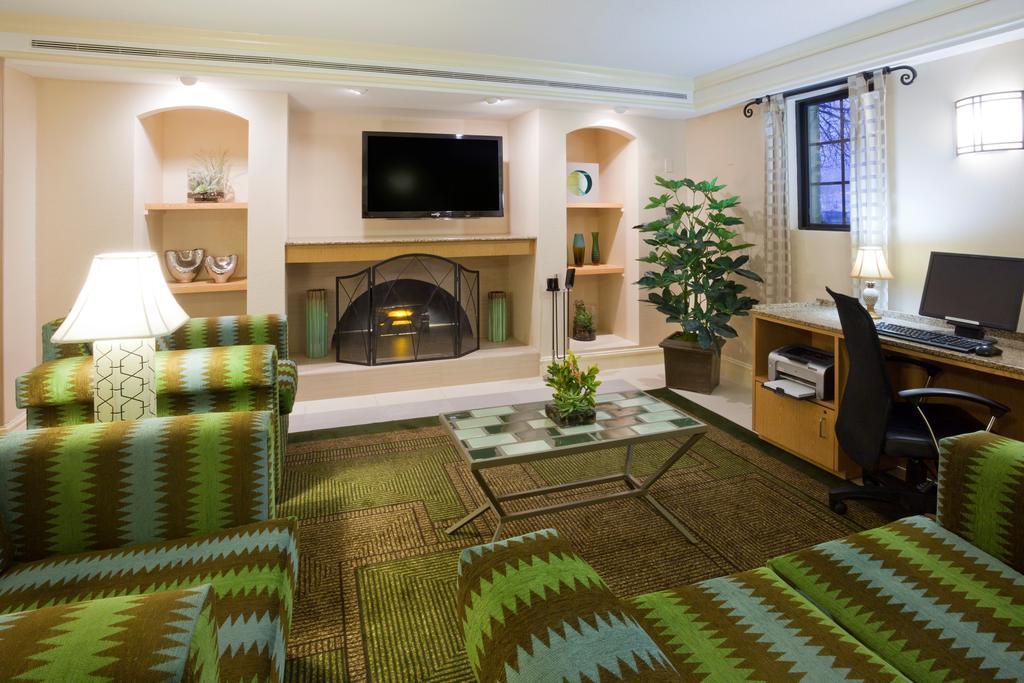 La Quinta Inn Chicago Oakbrook Terrace Ngoại thất bức ảnh