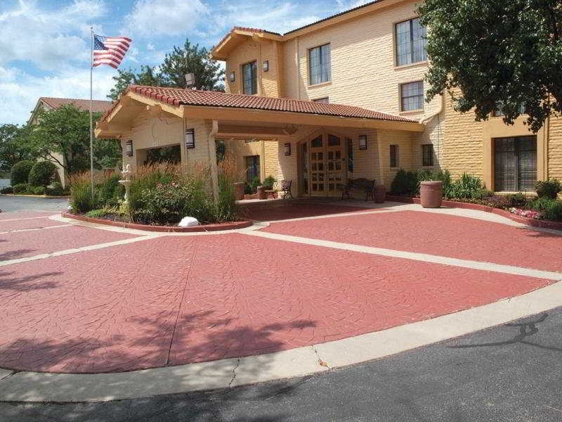 La Quinta Inn Chicago Oakbrook Terrace Ngoại thất bức ảnh